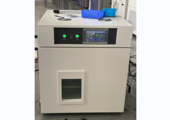 桌上恒溫恒濕試驗箱表層起霜的原因有哪些