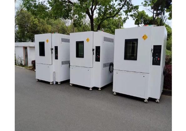 高溫試驗箱與電熱鼓風(fēng)干燥箱的區(qū)別