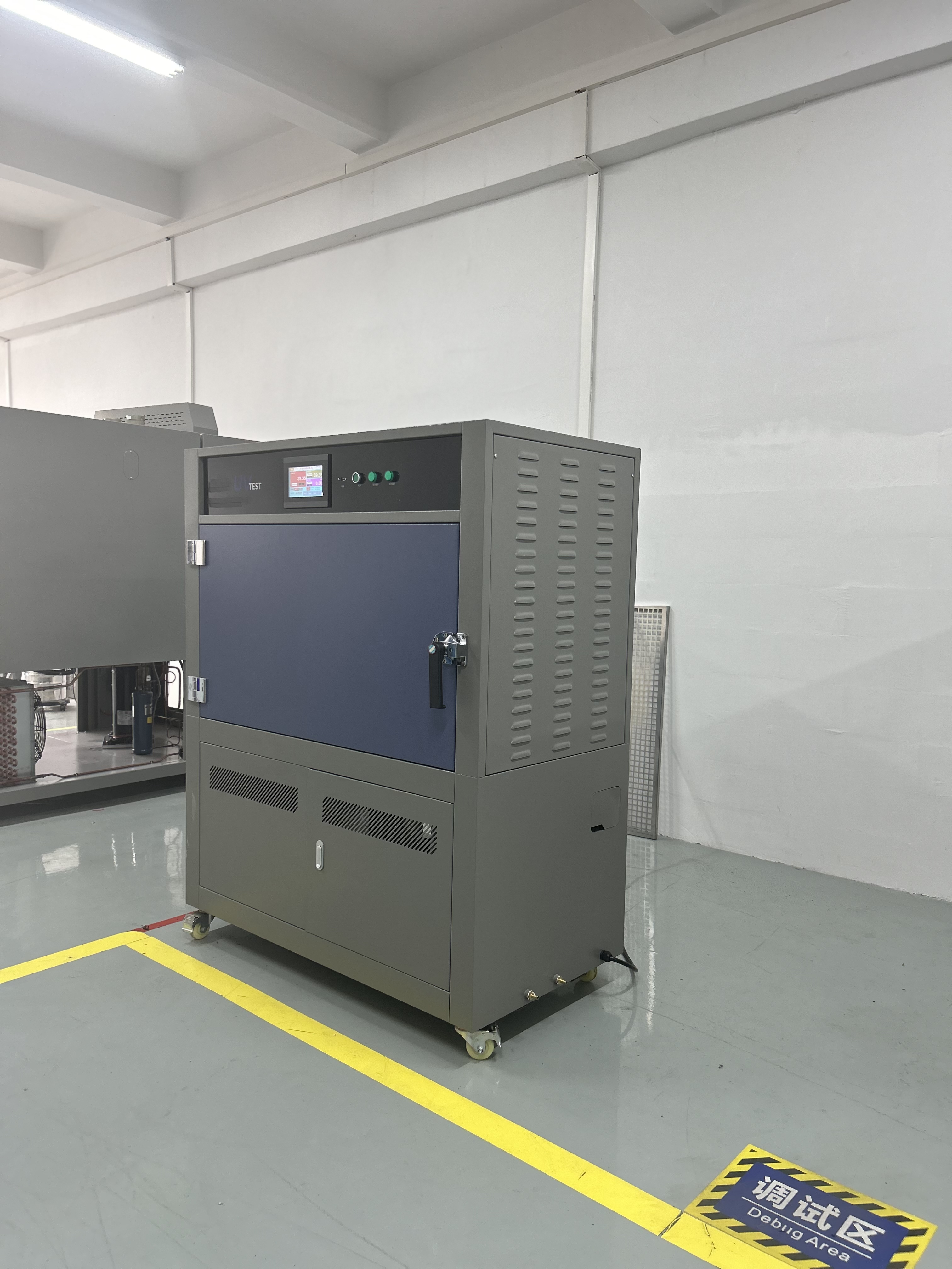 紫外老化箱示意圖